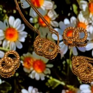 Beautiful Bracelet, Necklace, and Earring Jewelry set